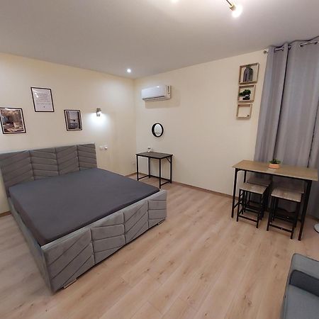 Studio Epernay 25M2 Rez De Chaussee, Ground Floor Exterior foto